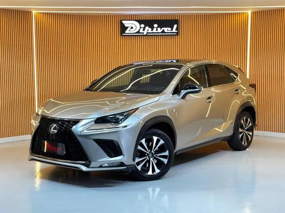 LEXUS NX 300 2.0 16V VVT-i TURBO GASOLINA F-SPORT 6A/T AWD
